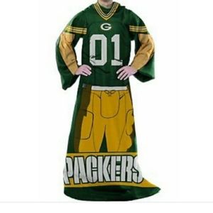 Green bay packers wearable blanket